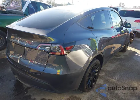 2024 Tesla Model Y Long Range Dual Motor All-Wheel Drive из США, поврежденный, VIN 7SAYGDEE7RA215514